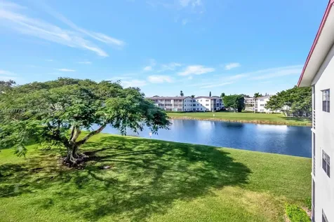 536 Fanshaw M Boca Raton FL 33434