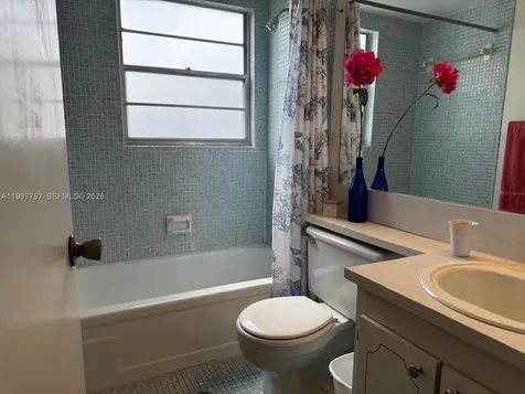 536 Fanshaw M Boca Raton FL 33434