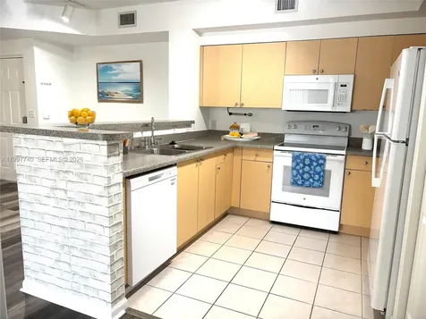 8050 N Nob Hill Road Tamarac FL 33321