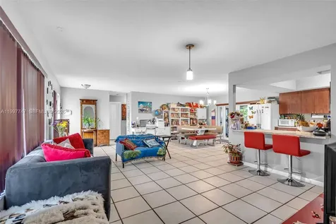 17930 NE 6th Avenue North Miami Beach FL 33162