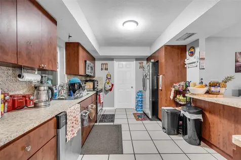 17930 NE 6th Avenue North Miami Beach FL 33162
