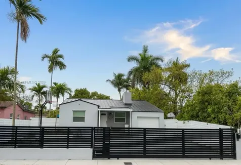 2376 NW 2nd Street Miami FL 33125