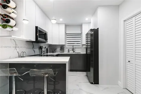 2376 NW 2nd Street Miami FL 33125