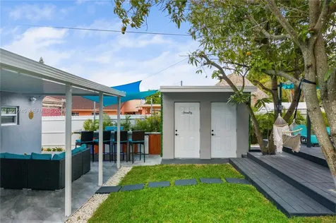2376 NW 2nd Street Miami FL 33125