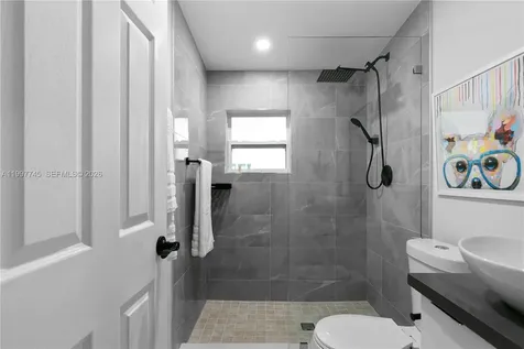 2376 NW 2nd Street Miami FL 33125