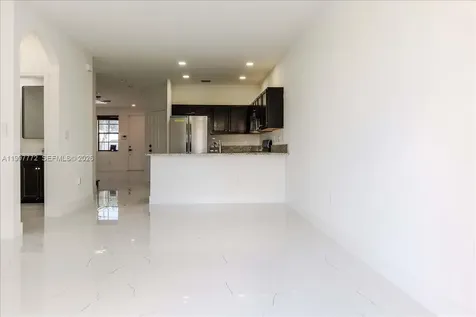 3335 W 94th Terrace Hialeah FL 33018