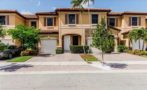 3335 W 94th Terrace Hialeah FL 33018