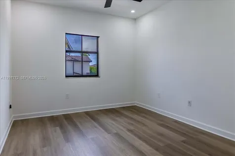 3335 W 94th Terrace Hialeah FL 33018