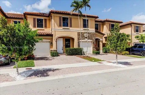 3335 W 94th Terrace Hialeah FL 33018
