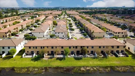 3335 W 94th Terrace Hialeah FL 33018