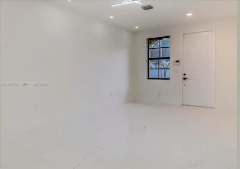 3335 W 94th Terrace Hialeah FL 33018