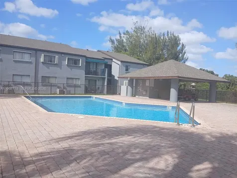 7405 SW 152 Avenue Kendall FL 33176