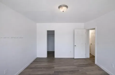 7271 Gary Avenue Miami Beach FL 33141