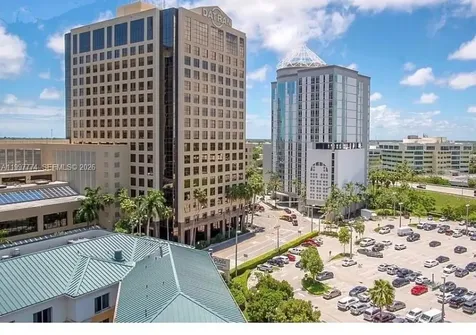 9066 SW 73rd Court Miami FL 33156