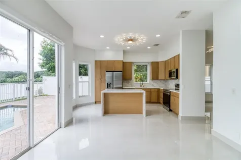 5363 SW 38th Avenue Hollywood FL 33312