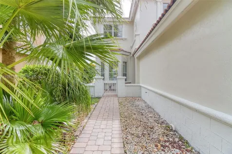 5363 SW 38th Avenue Hollywood FL 33312
