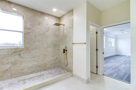 5363 SW 38th Avenue Hollywood FL 33312