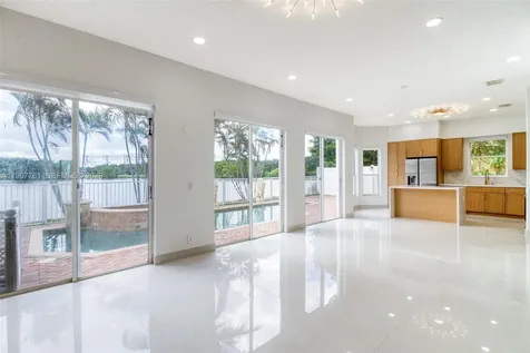 5363 SW 38th Avenue Hollywood FL 33312