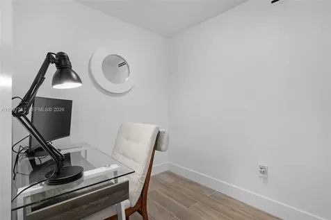 5701 Collins Avenue Miami Beach FL 33140