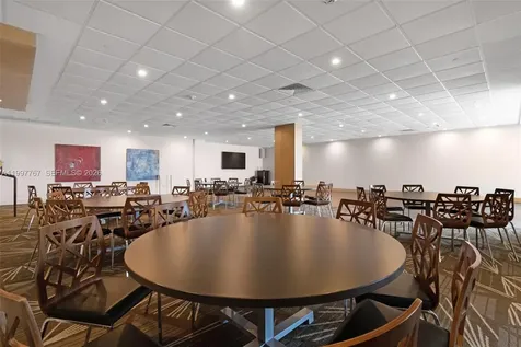 5701 Collins Avenue Miami Beach FL 33140