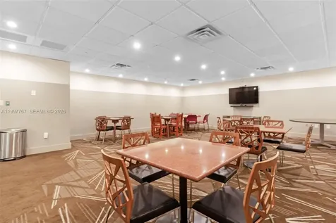 5701 Collins Avenue Miami Beach FL 33140