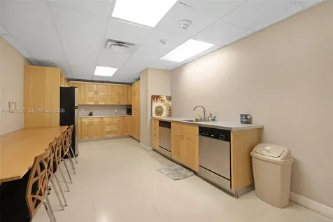 5701 Collins Avenue Miami Beach FL 33140