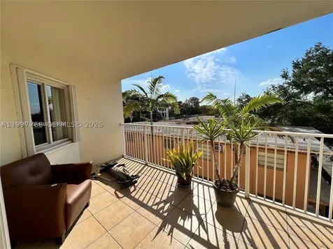 637 SW 3rd Street Miami FL 33130