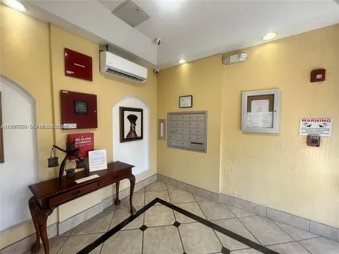 637 SW 3rd Street Miami FL 33130