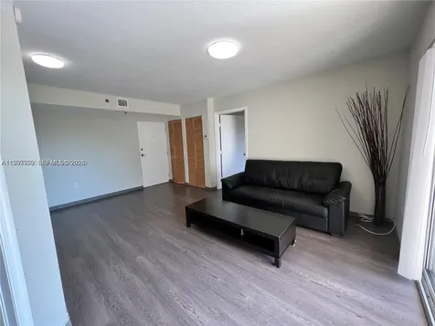 637 SW 3rd Street Miami FL 33130