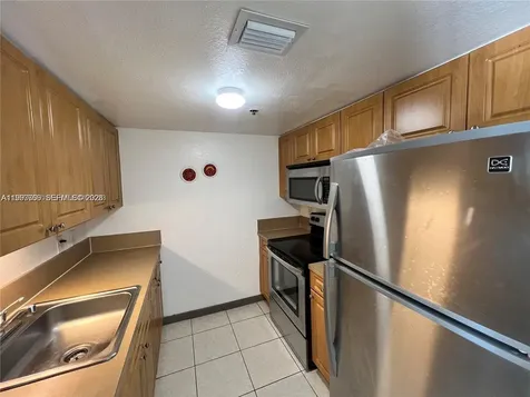 637 SW 3rd Street Miami FL 33130