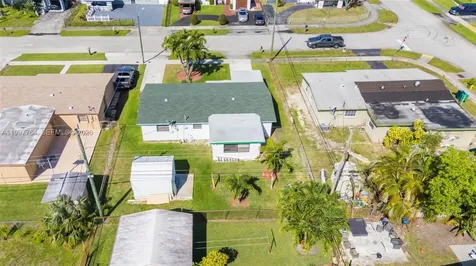 1820 NW 35th Terrace Lauderhill FL 33311