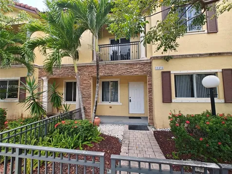 11252 SW 230th Terrace Miami FL 33170