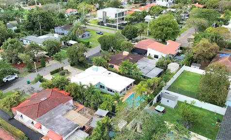 4371 SW 13th Terrace Miami FL 33134
