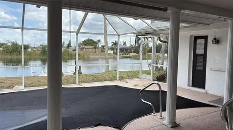 251 SW 22 Place Cape Coral FL 33991