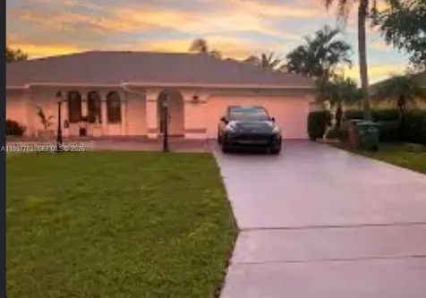 251 SW 22 Place Cape Coral FL 33991