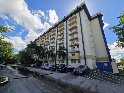4550 NW 9th Street Miami FL 33126
