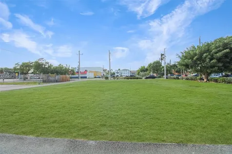31 NW 4th Street Homestead FL 33030