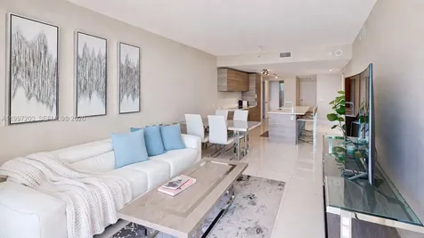 650 NE 32nd Street Miami FL 33137