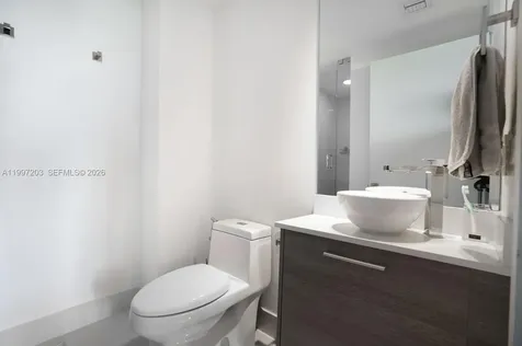 650 NE 32nd Street Miami FL 33137