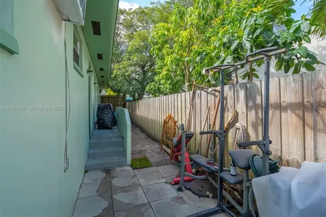 3712 SW 12th Court Fort Lauderdale FL 33312