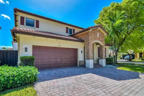 22525 SW 105th Court Cutler Bay FL 33190