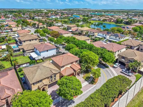 22525 SW 105th Court Cutler Bay FL 33190