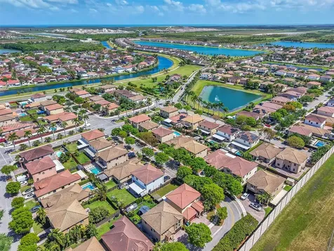 22525 SW 105th Court Cutler Bay FL 33190