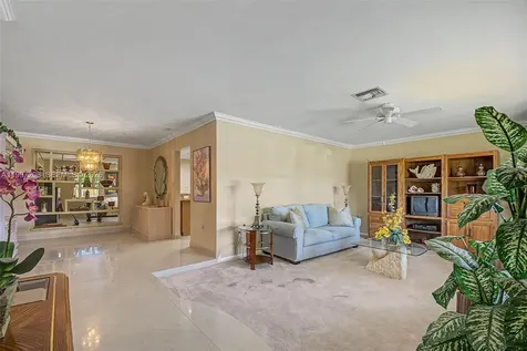 7916 SW 140th Avenue Miami FL 33183