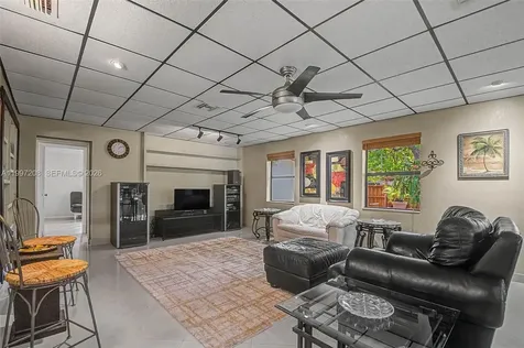 7916 SW 140th Avenue Miami FL 33183