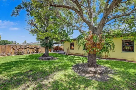 7916 SW 140th Avenue Miami FL 33183