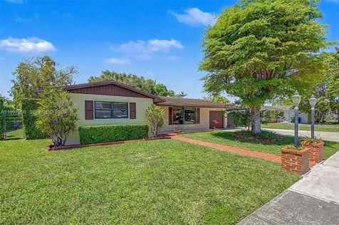 7916 SW 140th Avenue Miami FL 33183