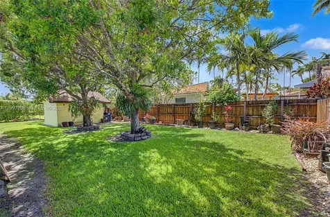 7916 SW 140th Avenue Miami FL 33183