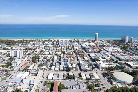7620 Carlyle Avenue Miami Beach FL 33141