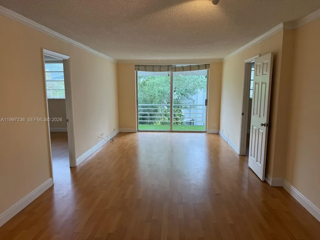 447 NE 195th Street Miami FL 33179